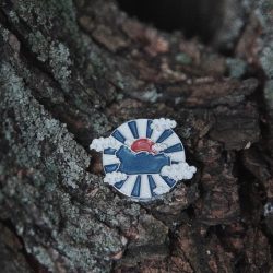 禾 日 水 巷 獅子山設計烤漆徽章